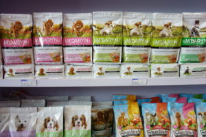 alexander animal hospital choose the right dog food